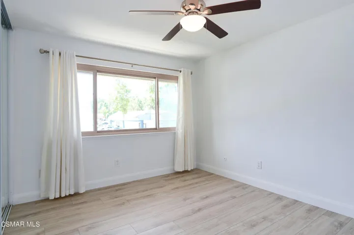 020_28955_oakpath_drive_019