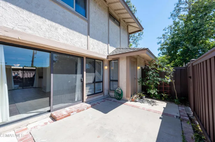 040_28955_oakpath_drive_038