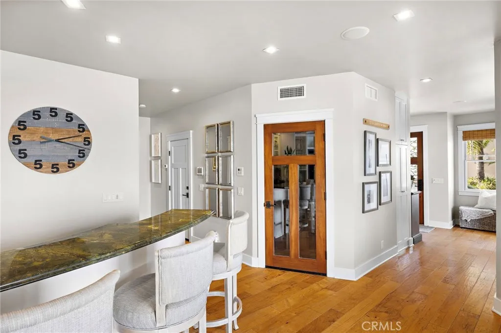 5503 E Ocean Boulevard, Long Beach, California 90803 home-pic-13