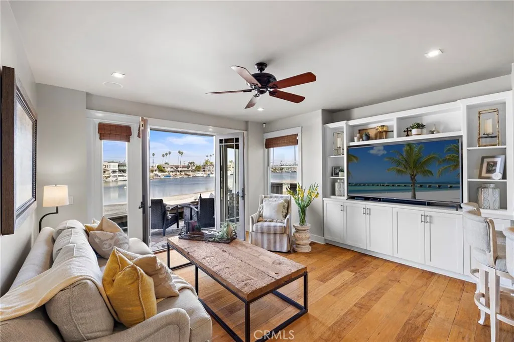 5503 E Ocean Boulevard, Long Beach, California 90803 home-pic-10