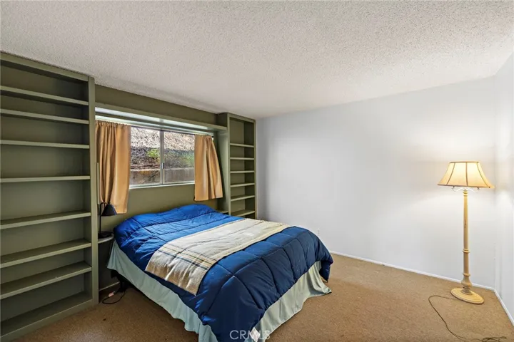 2555 Temple Hills Drive, Laguna Beach, California 92651