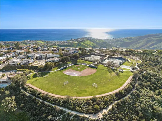 2555 Temple Hills Drive, Laguna Beach, California 92651