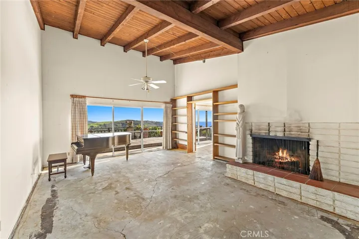 2555 Temple Hills Drive, Laguna Beach, California 92651