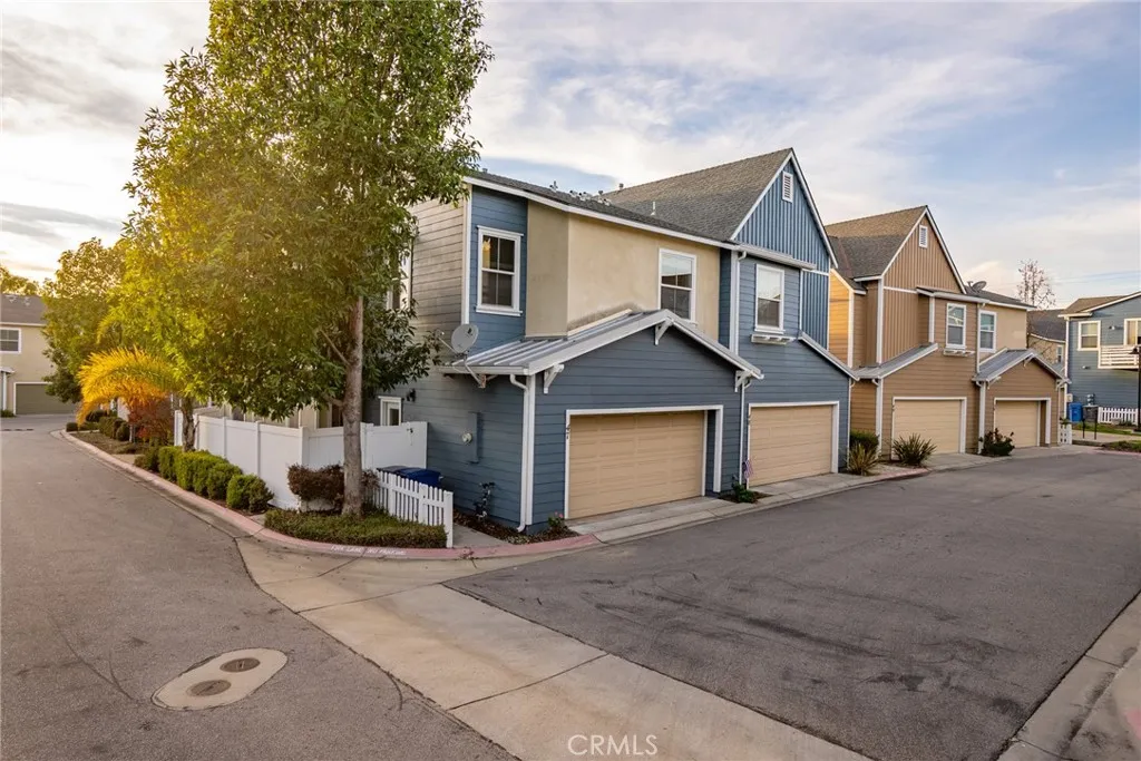 3591 Sacramento Drive 47, San Luis Obispo, California 93401 home-pic-2