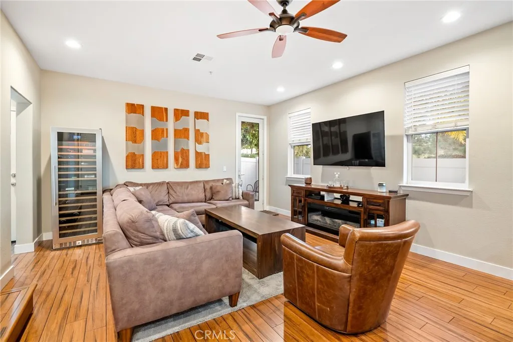 3591 Sacramento Drive 47, San Luis Obispo, California 93401 home-pic-10