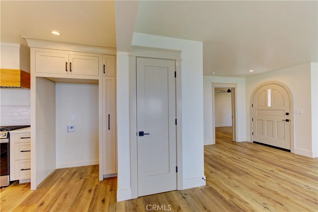 1166 Longview Avenue, Pismo Beach, California 93449 home-pic-19