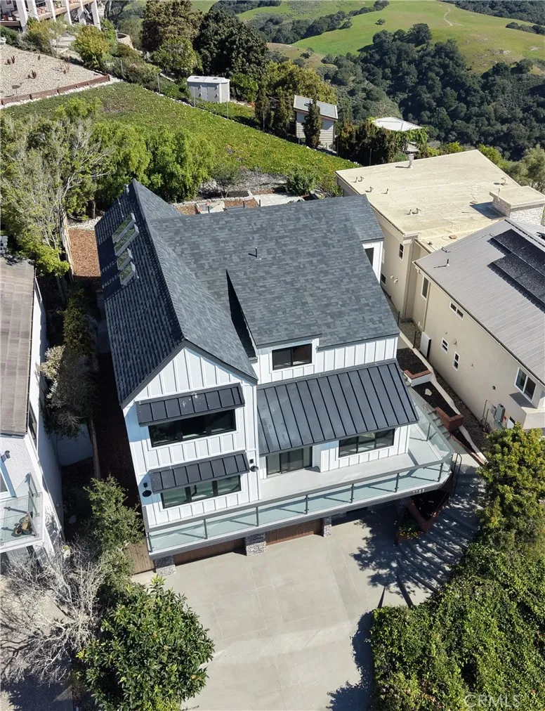 1166 Longview Avenue, Pismo Beach, California 93449 home-pic-4