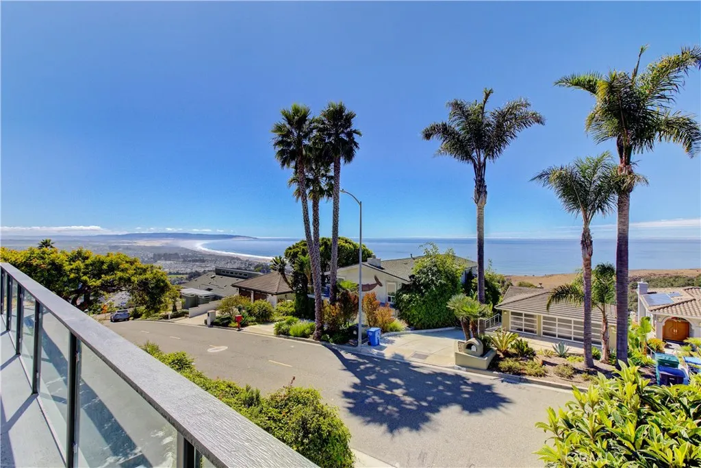 1166 Longview Avenue, Pismo Beach, California 93449 home-pic-8