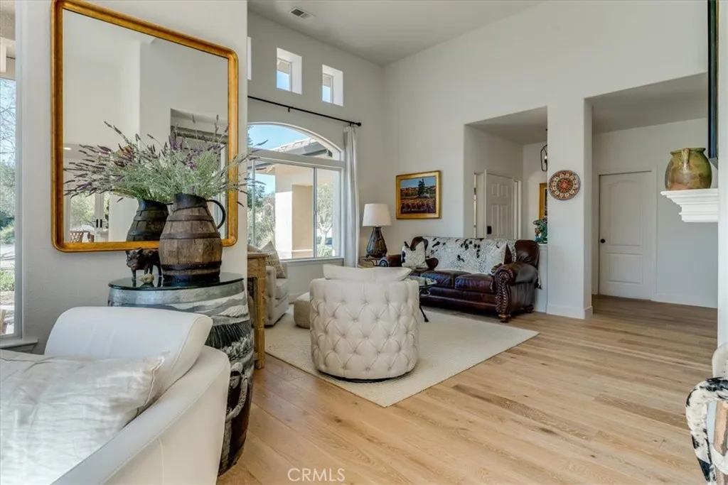501 Burlwood, Templeton, California 93465 home-pic-10