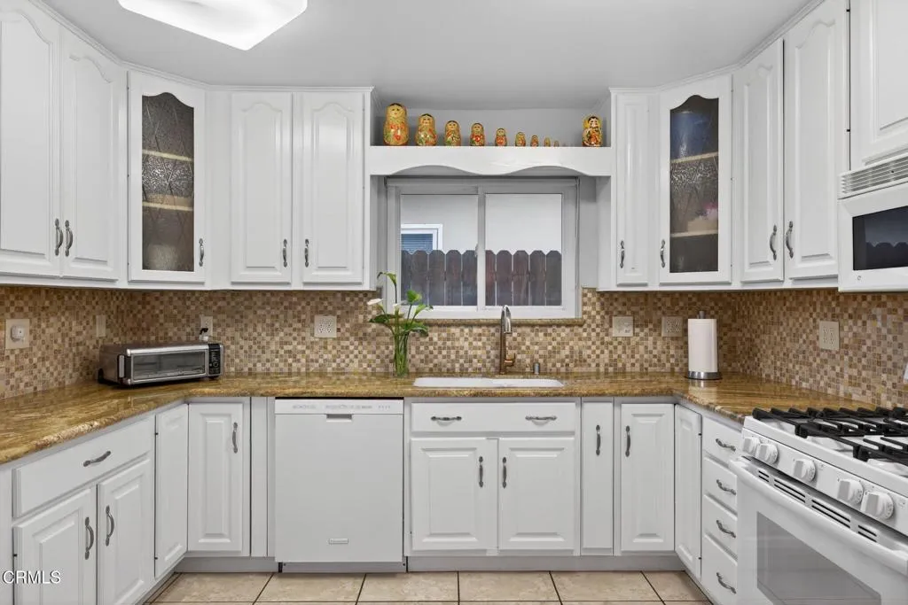 236 E Bay Boulevard, Port Hueneme, California 93041 home-pic-31