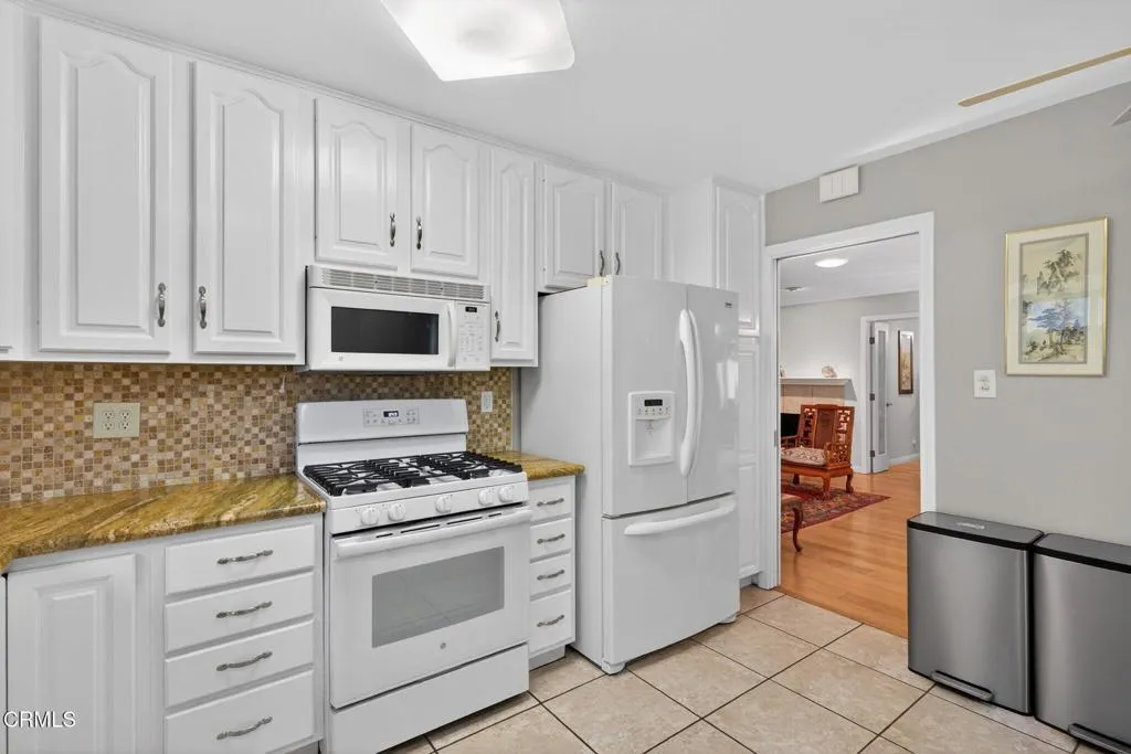 236 E Bay Boulevard, Port Hueneme, California 93041 home-pic-34