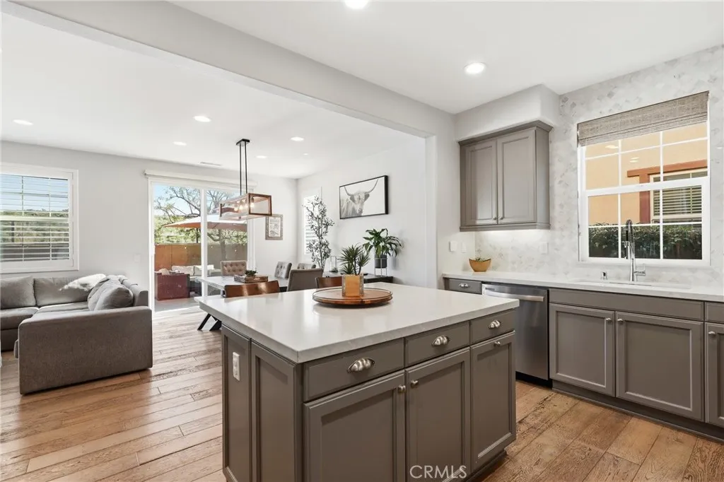 16 Fosco Street, Rancho Mission Viejo, California 92694 home-pic-16