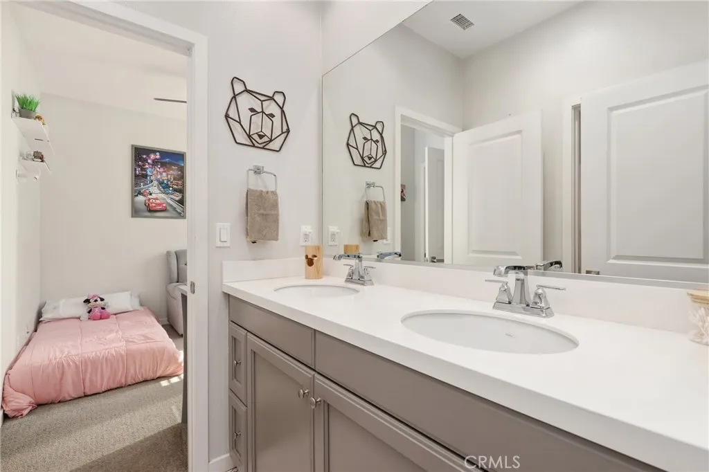 16 Fosco Street, Rancho Mission Viejo, California 92694 home-pic-28