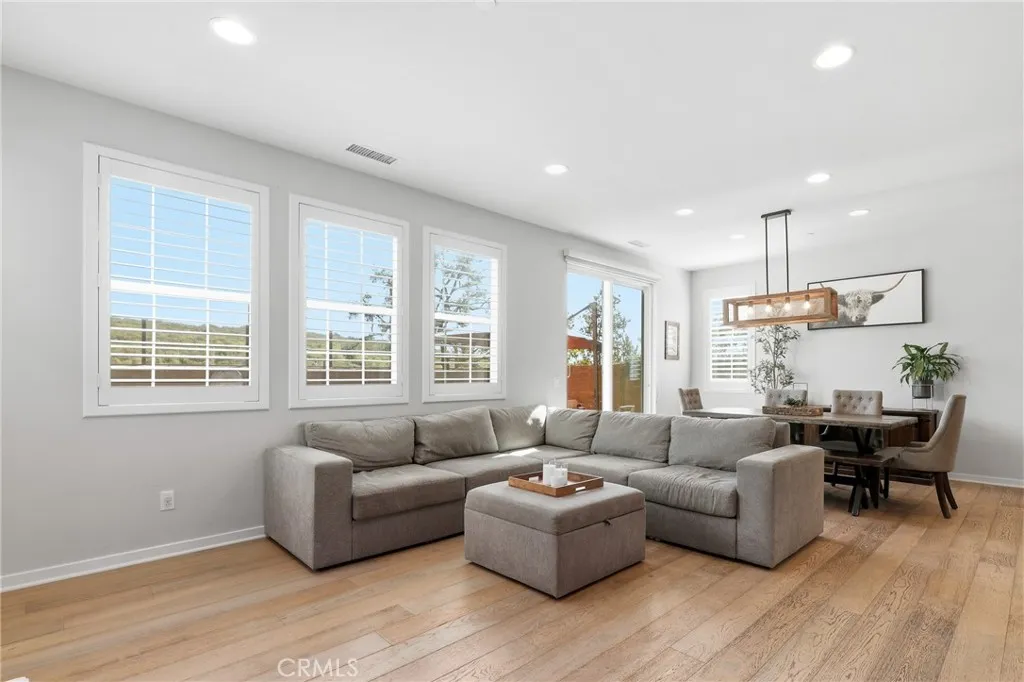 16 Fosco Street, Rancho Mission Viejo, California 92694 home-pic-12