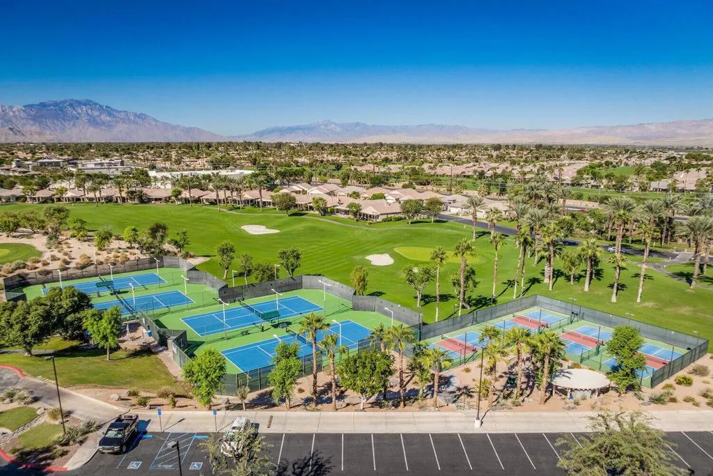 80405 Portobello Drive, Indio, California 92201 home-pic-25