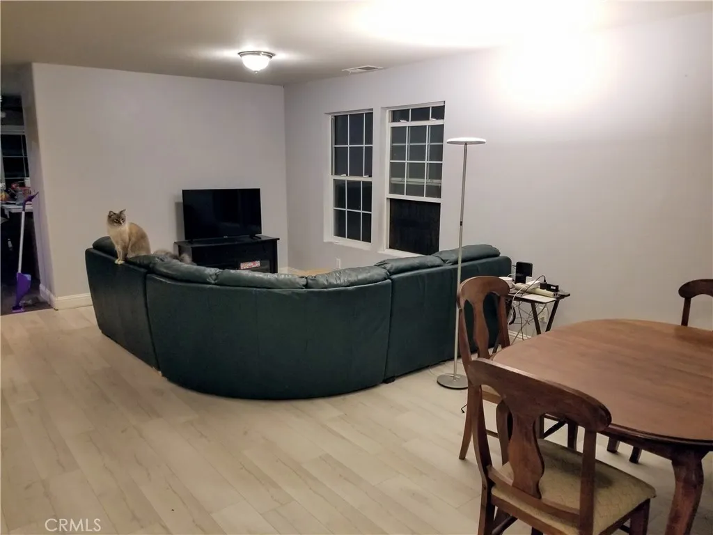 3758 Larkspur, Merced, California 95348 home-pic-8