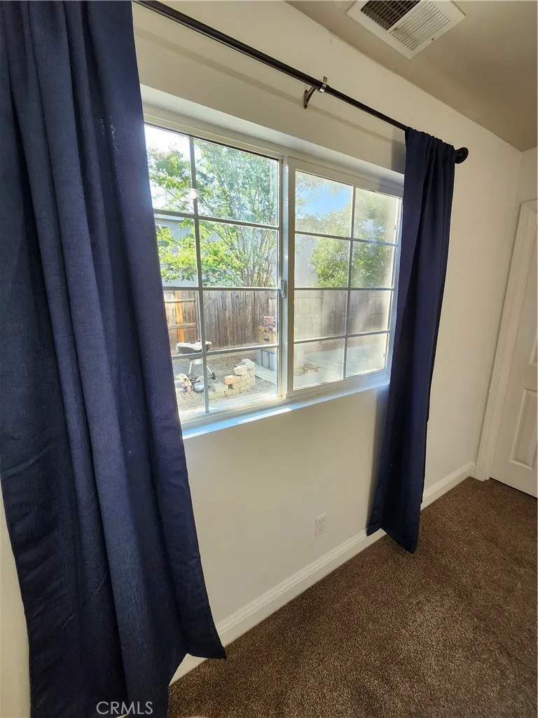 3758 Larkspur, Merced, California 95348 home-pic-35