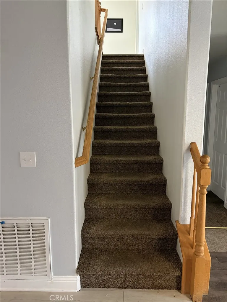 3758 Larkspur, Merced, California 95348 home-pic-15