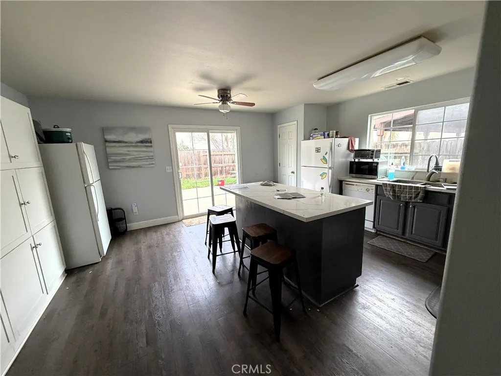 3758 Larkspur, Merced, California 95348 home-pic-6
