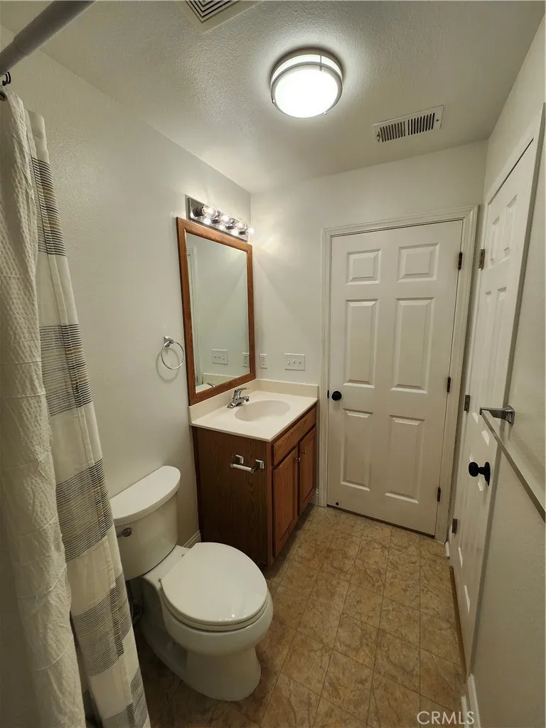 3758 Larkspur, Merced, California 95348 home-pic-38