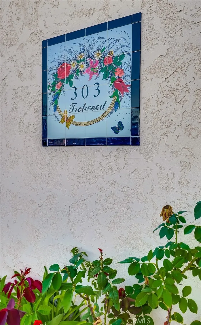 303 N Trotwood Avenue, San Pedro, California 90732 home-pic-38