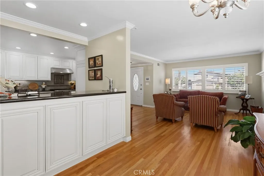 303 N Trotwood Avenue, San Pedro, California 90732 home-pic-11