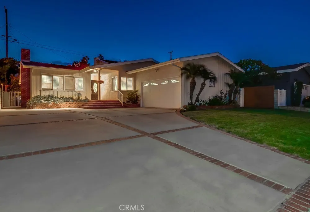 303 N Trotwood Avenue, San Pedro, California 90732 home-pic-2