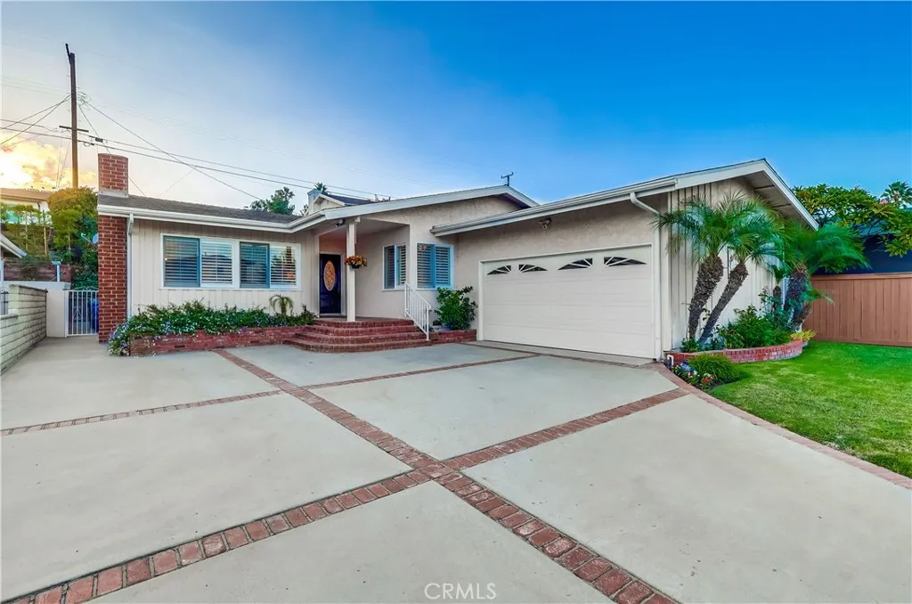 303 N Trotwood Avenue, San Pedro, California 90732 home-pic-1