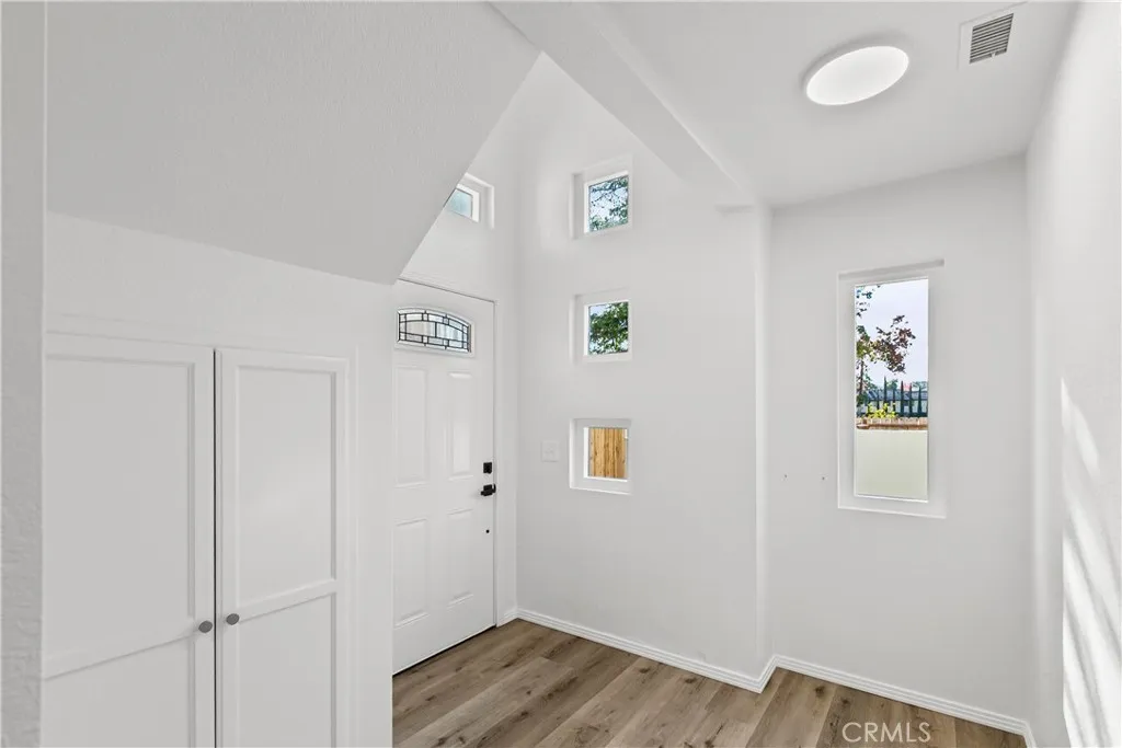 9288 El Bordo, Atascadero, California 93422 home-pic-2
