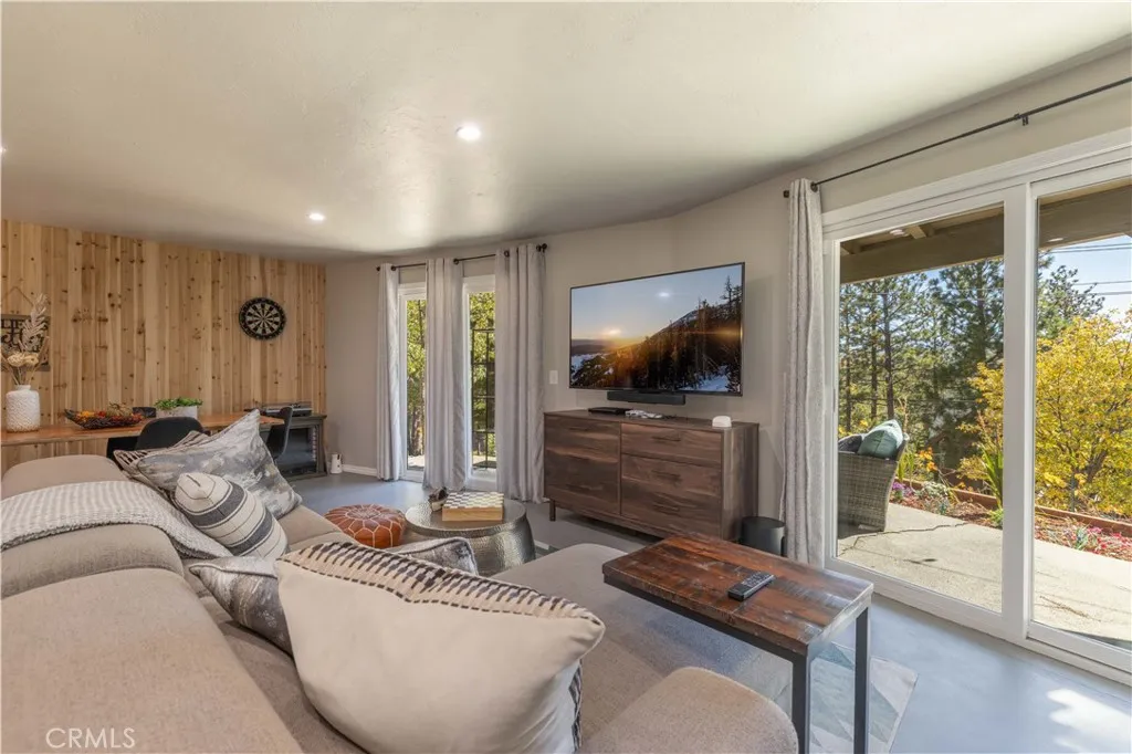 27482 Matterhorn, Lake Arrowhead, California 92352 home-pic-22