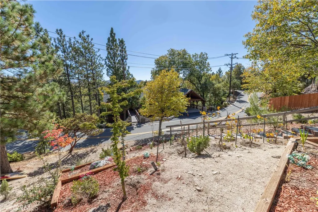27482 Matterhorn, Lake Arrowhead, California 92352 home-pic-49
