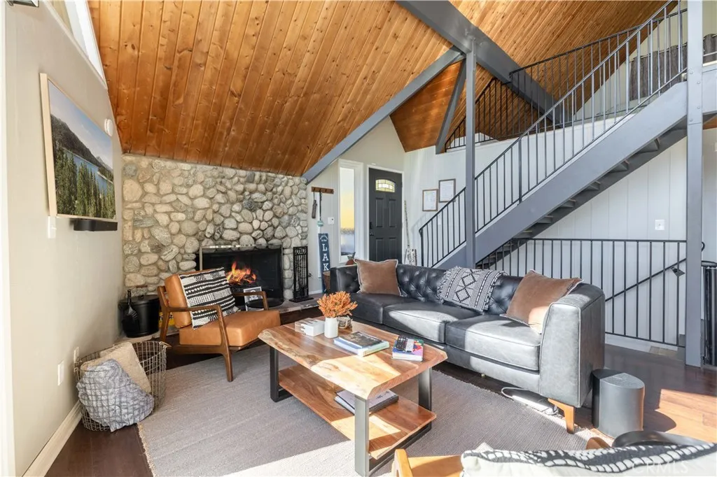 27482 Matterhorn, Lake Arrowhead, California 92352 home-pic-6