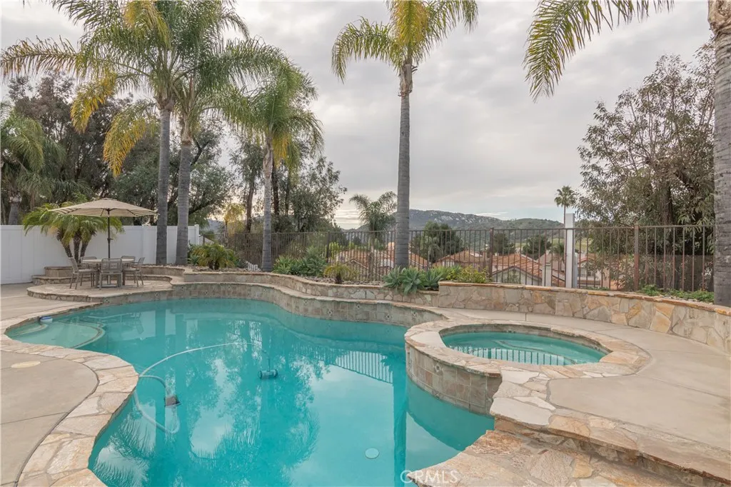 43471 Corte Rialto, Temecula, California 92592 home-pic-1