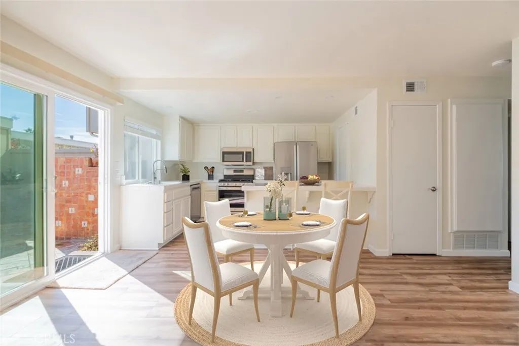 315 Spinnaker Way, Seal Beach, California 90740 home-pic-15
