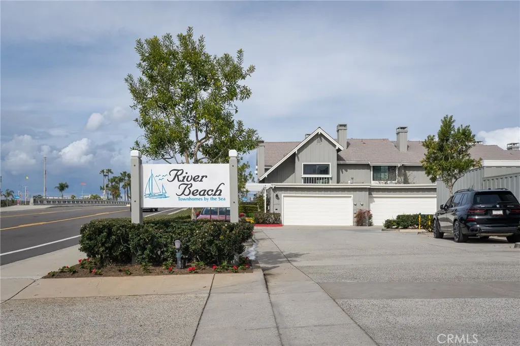 315 Spinnaker Way, Seal Beach, California 90740 home-pic-2
