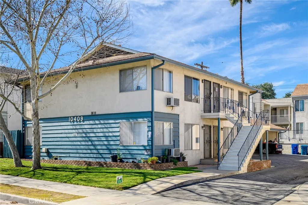 10409 Parr, Sunland, California 91040 home-pic-2