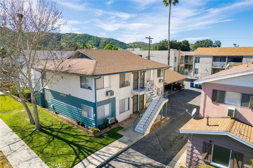 10409 Parr, Sunland, California 91040 home-pic-6