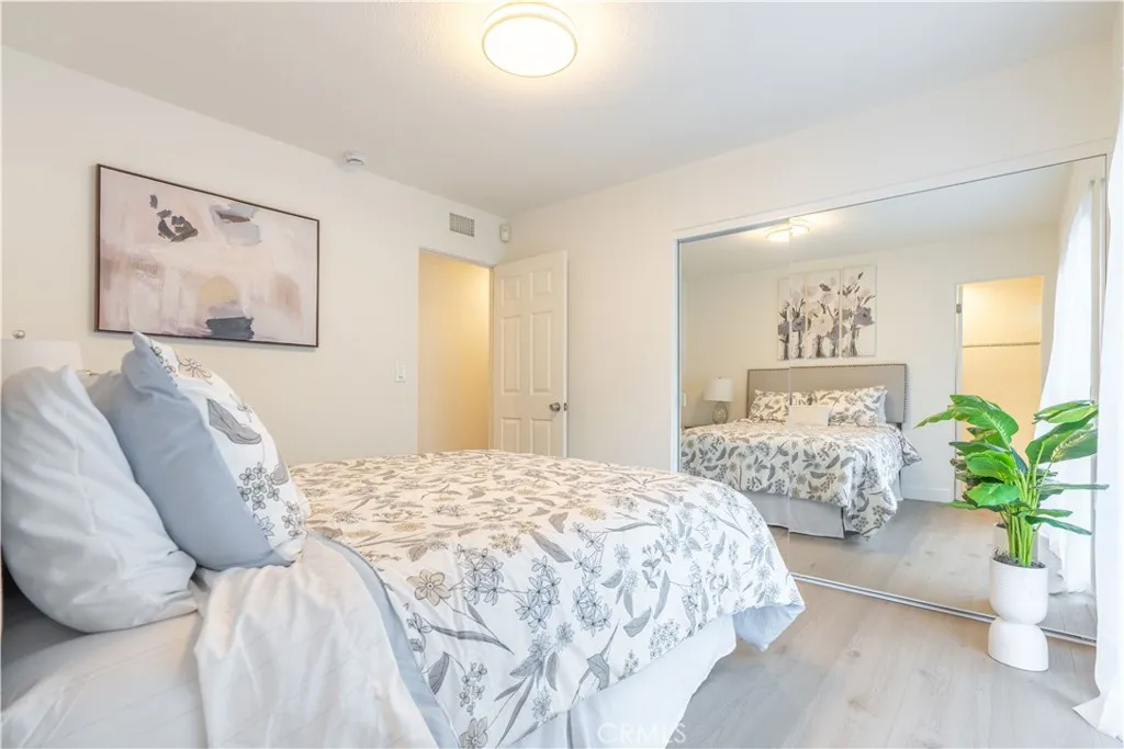 23862 Palmek, Lake Forest, California 92630 home-pic-23
