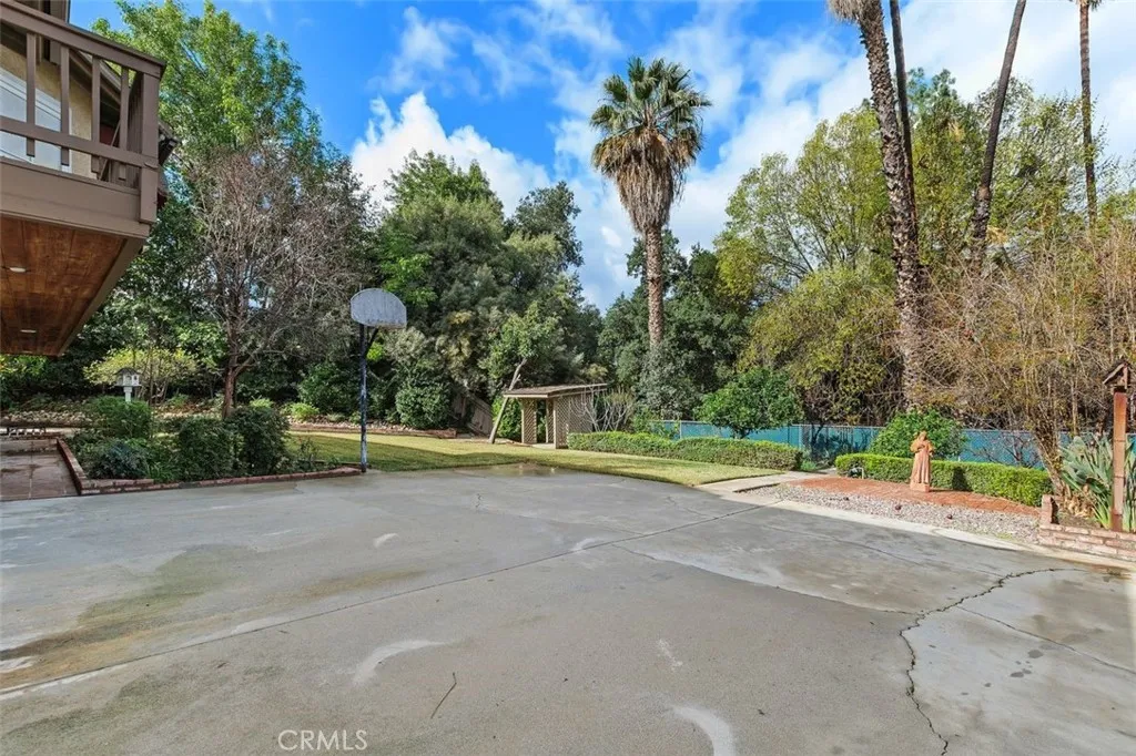 1370 Oak Street, Redlands, California 92373 home-pic-47