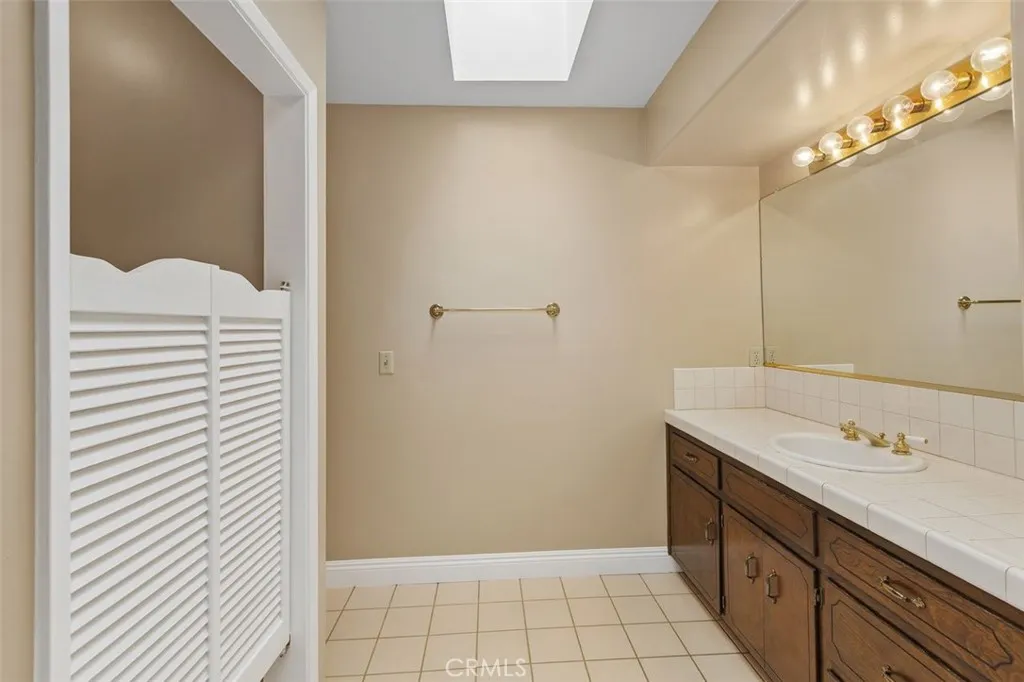 1370 Oak Street, Redlands, California 92373 home-pic-28