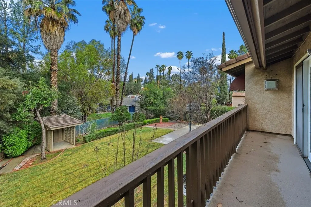 1370 Oak Street, Redlands, California 92373 home-pic-35