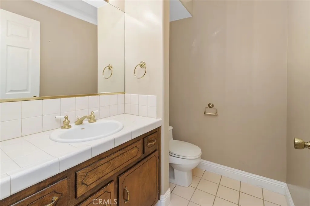 1370 Oak Street, Redlands, California 92373 home-pic-24