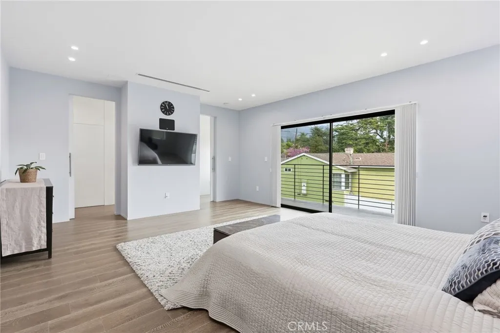 2434 Prospect, Montrose, California 91020 home-pic-25