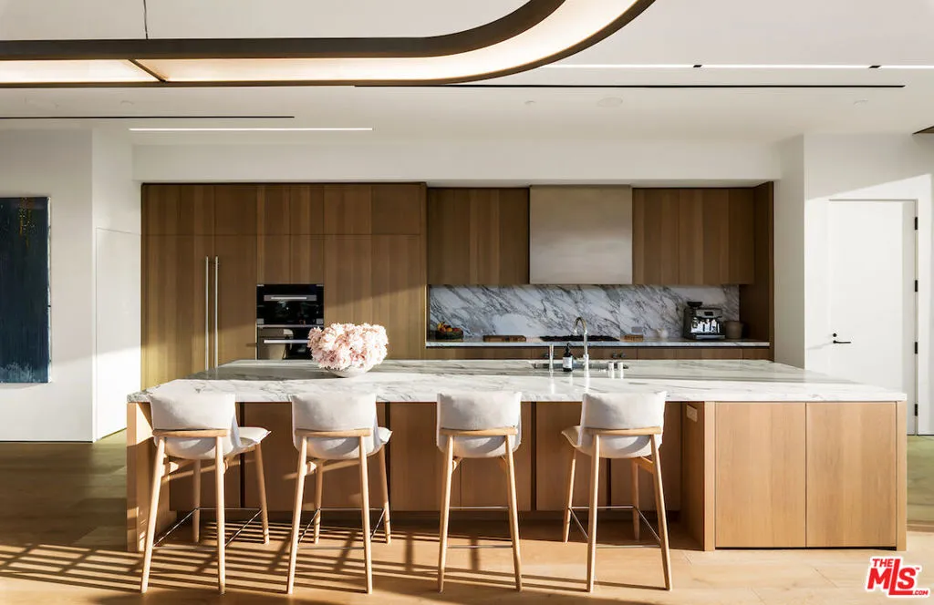 8899 Beverly Boulevard 5a, West Hollywood, California 90048 home-pic-8