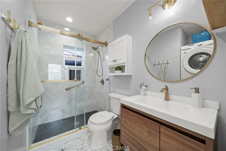 6107 Carson, Lakewood, California 90713