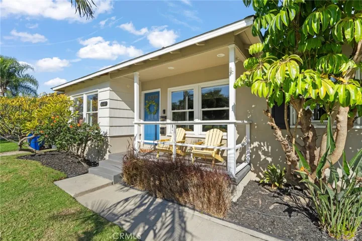6107 Carson, Lakewood, California 90713