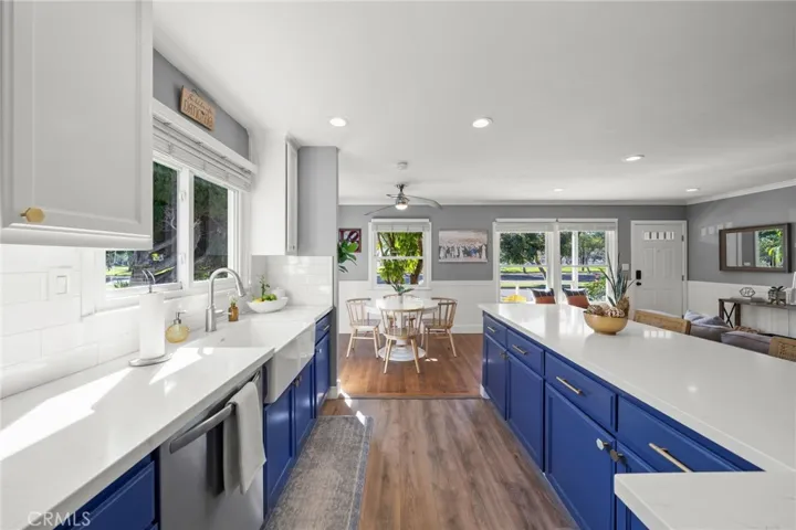 6107 Carson, Lakewood, California 90713