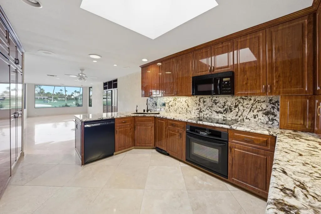 114 Columbia Drive, Rancho Mirage, California 92270 home-pic-27