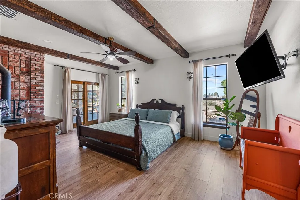 8549 W Avenue D2, Lancaster, California 93536 home-pic-28