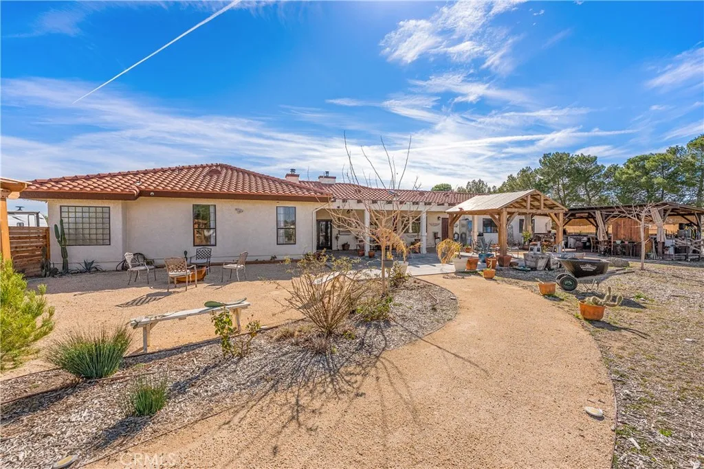 8549 W Avenue D2, Lancaster, California 93536 home-pic-49